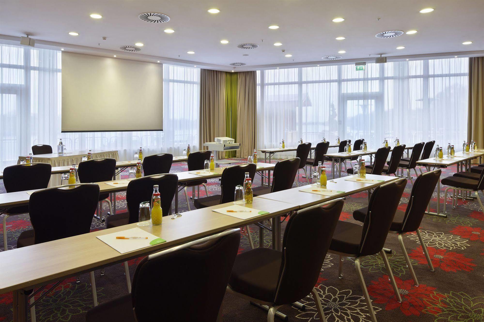 Hotel Courtyard By Marriott Maschsee